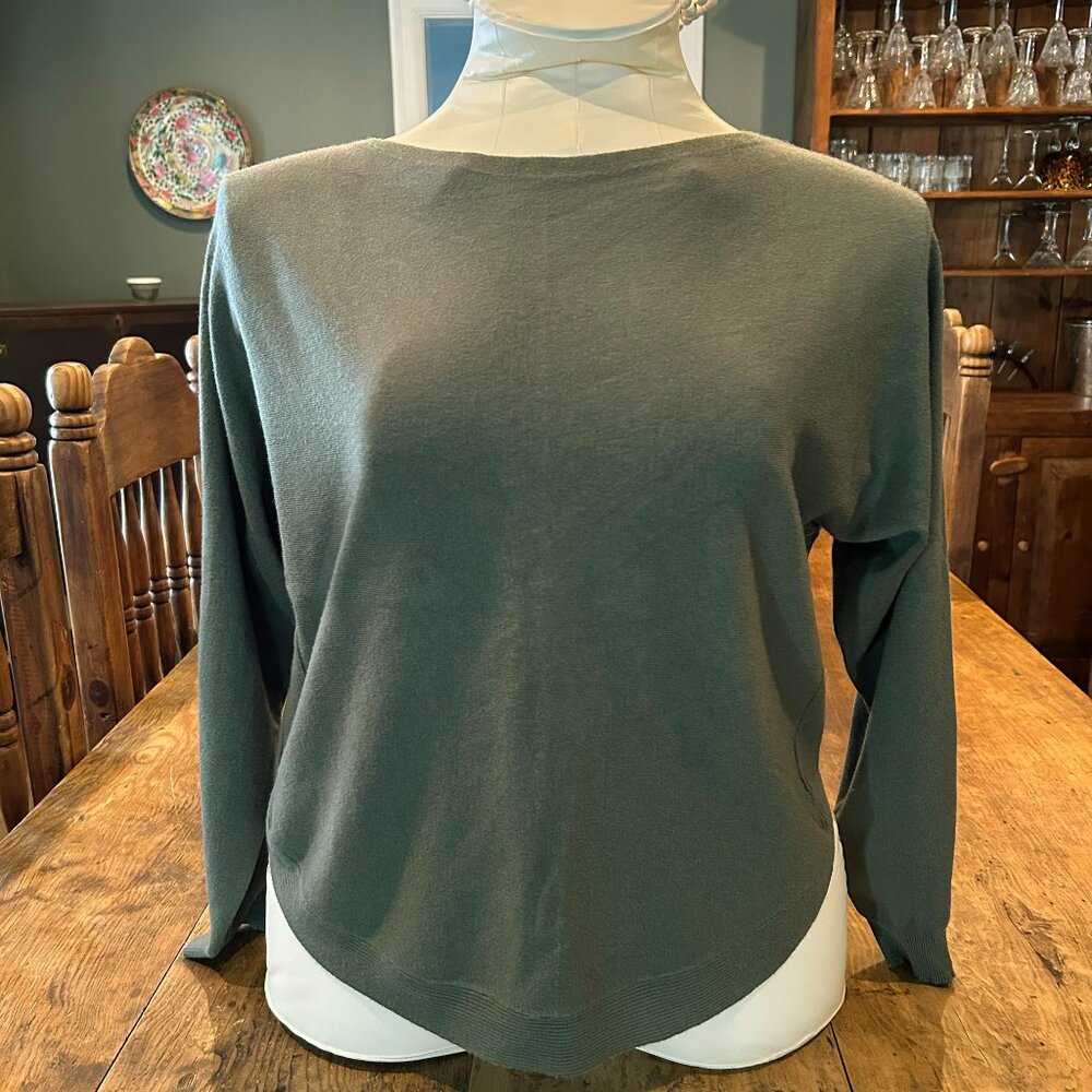 Dreamers by Debut Moss Green Long-Sleeve Boat-Neck Sweater - M/L - NWOT